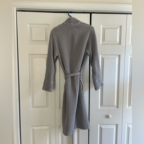 Brooklinen Waffle Robe Size Small - Picture 3 of 6